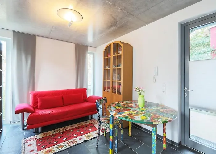 Urban Gardenappartment In شقة